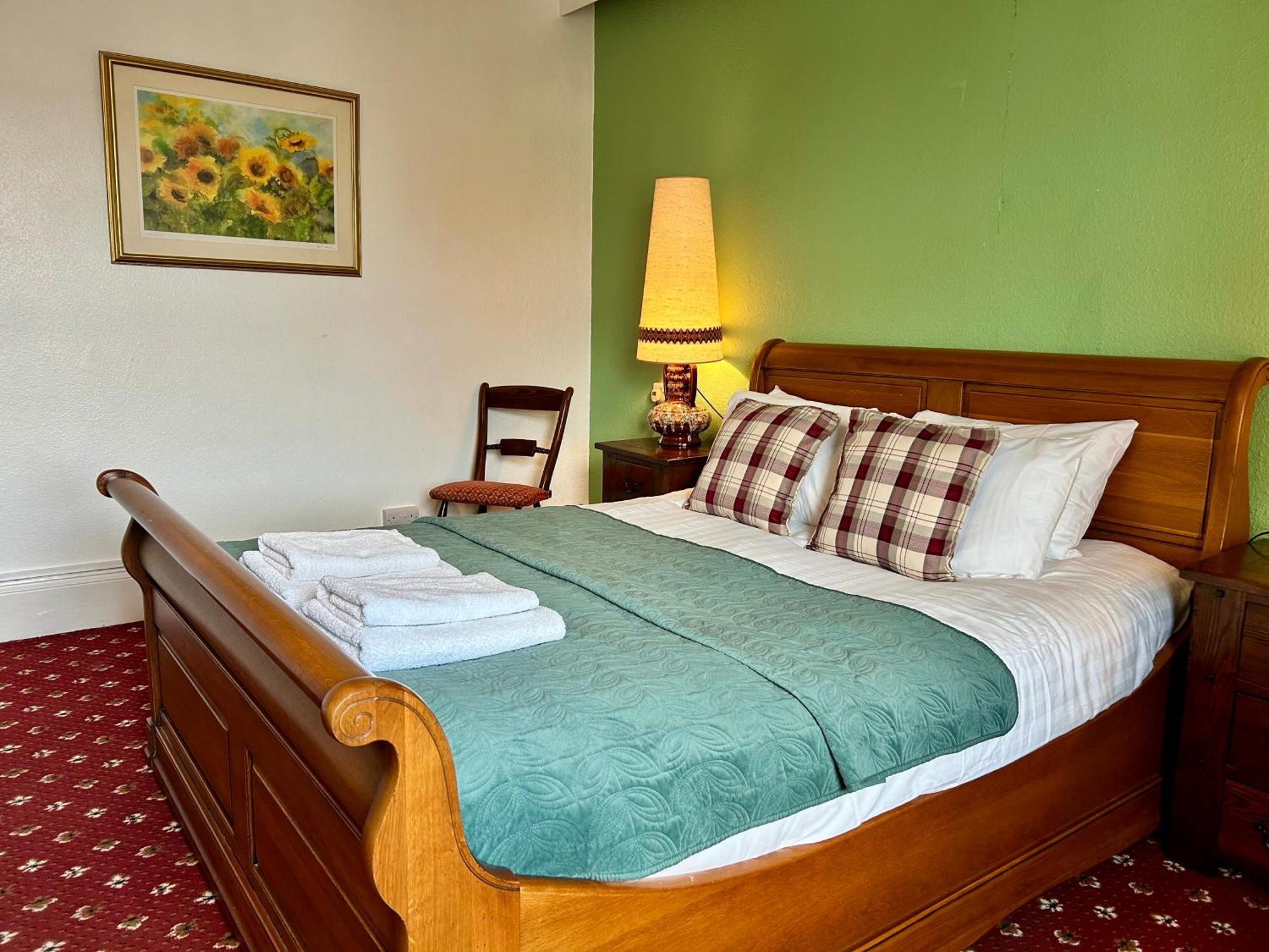 Clarence Quarters Self-Catering Guest House Portsmouth Exteriér fotografie
