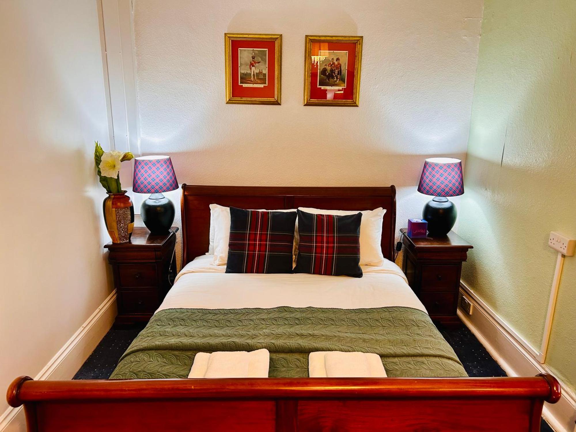 Clarence Quarters Self-Catering Guest House Portsmouth Exteriér fotografie