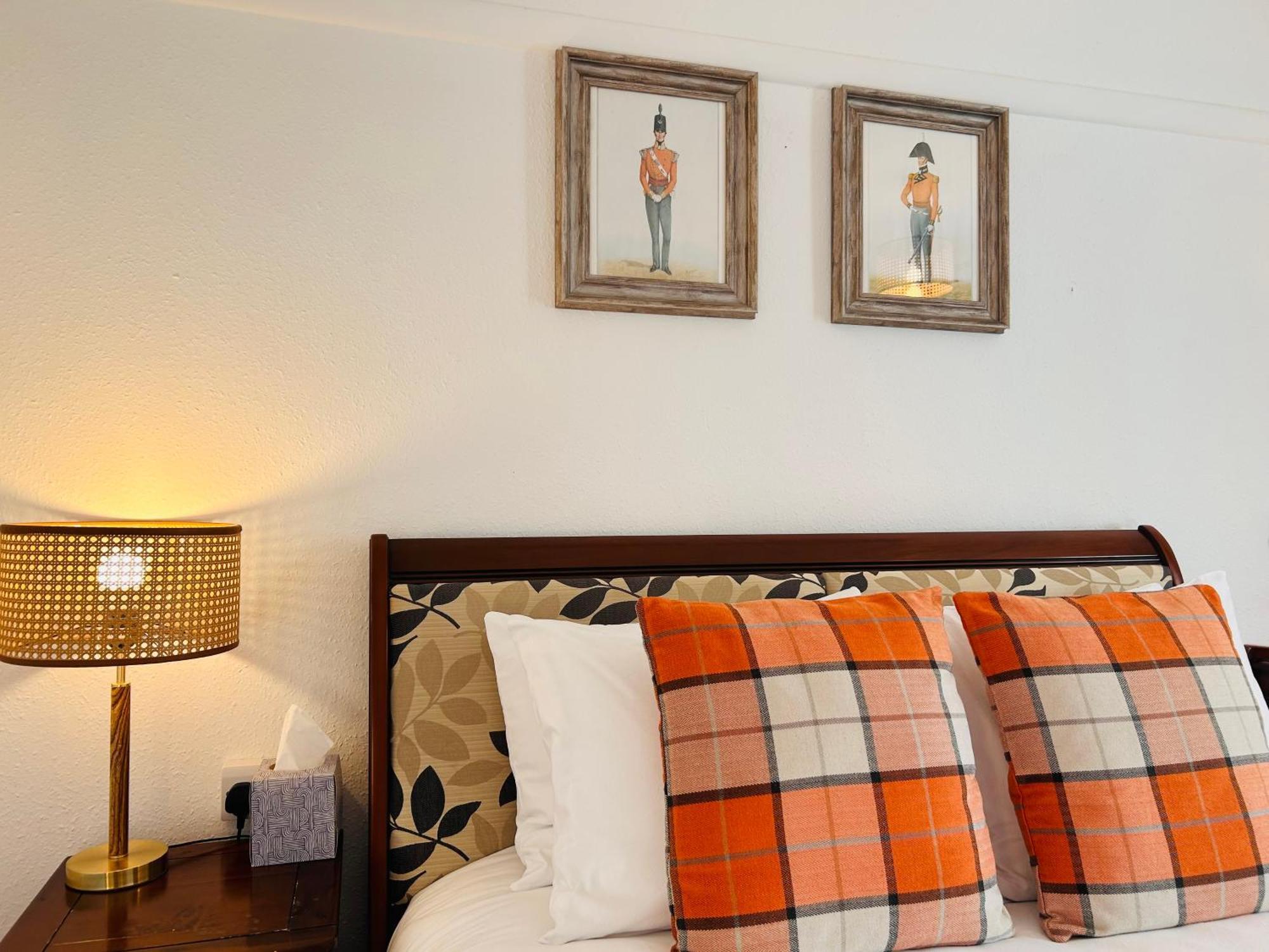 Clarence Quarters Self-Catering Guest House Portsmouth Exteriér fotografie