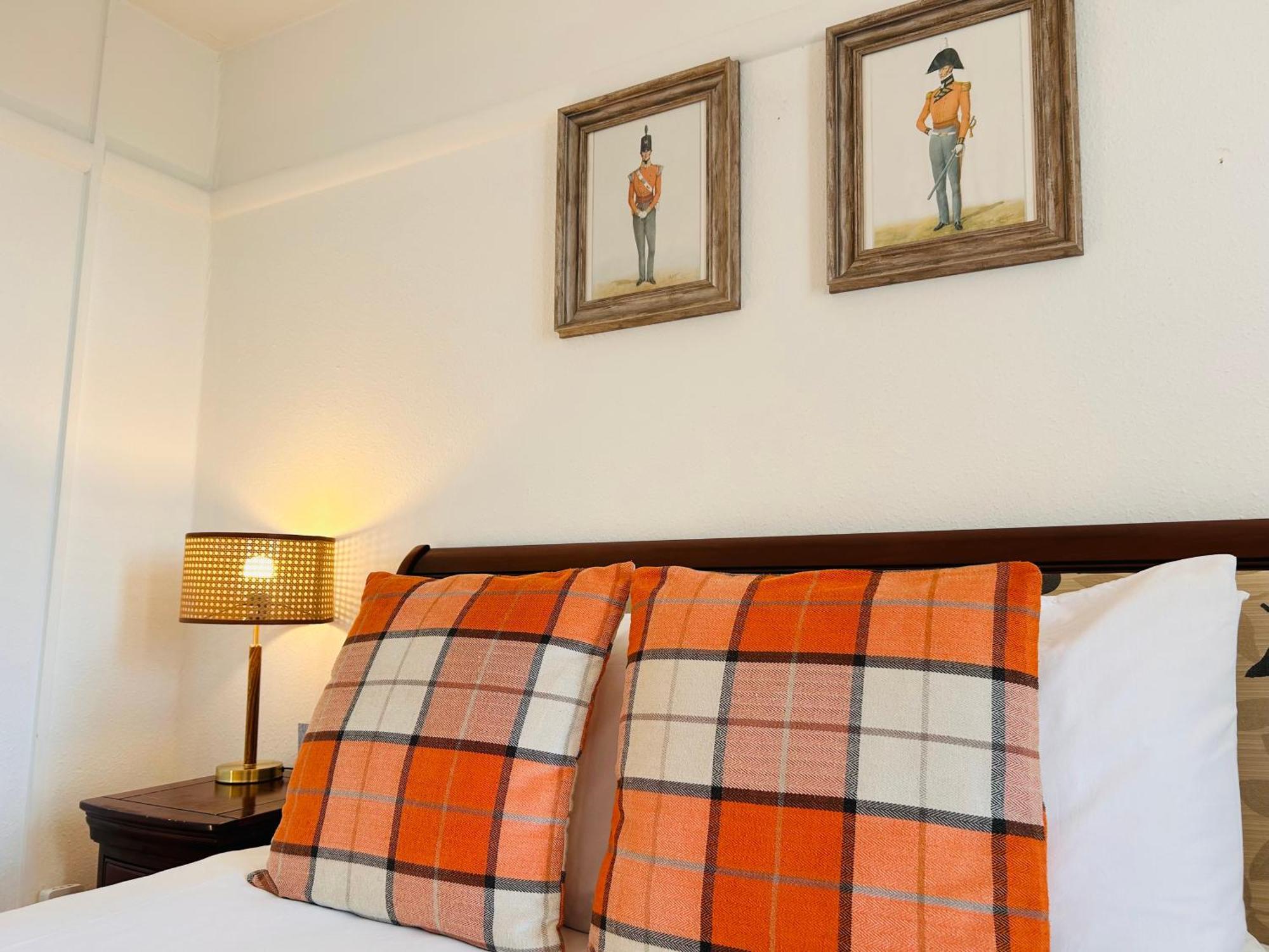 Clarence Quarters Self-Catering Guest House Portsmouth Exteriér fotografie