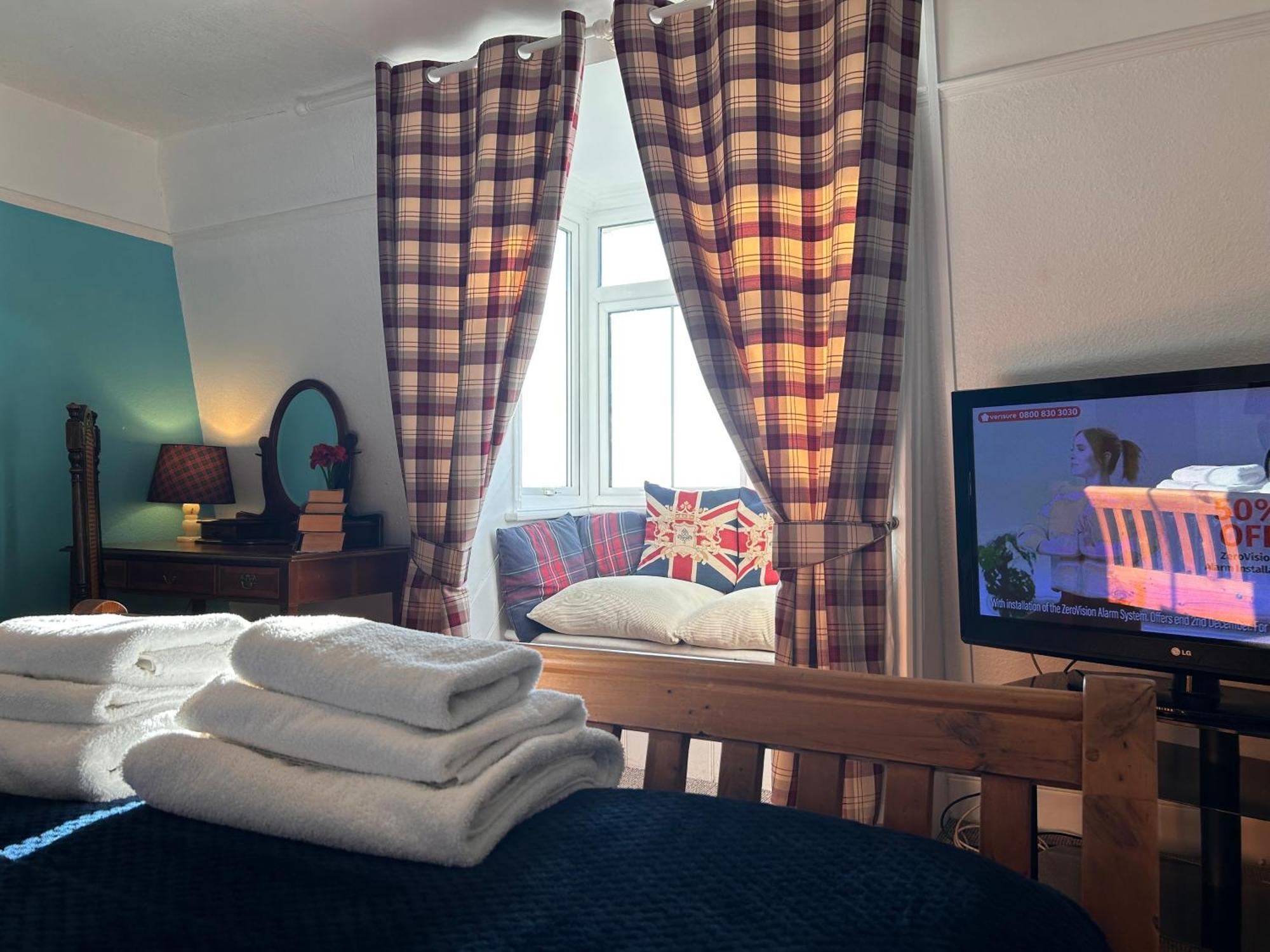 Clarence Quarters Self-Catering Guest House Portsmouth Exteriér fotografie