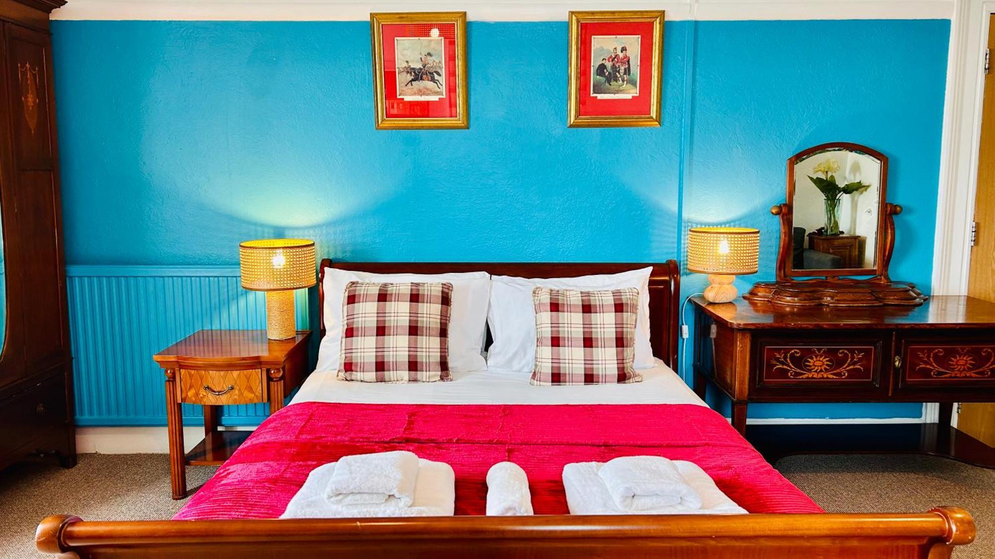 Clarence Quarters Self-Catering Guest House Portsmouth Exteriér fotografie