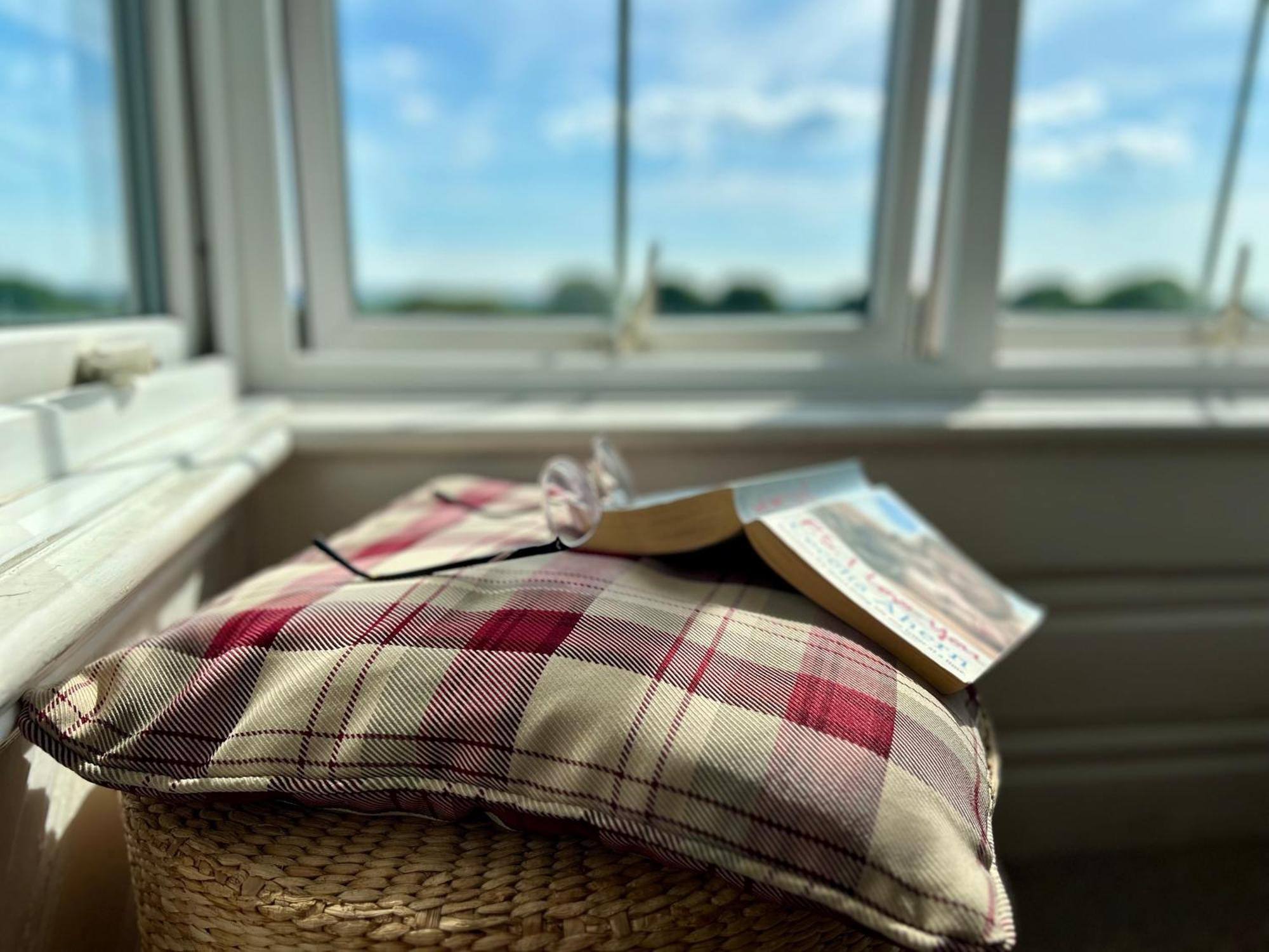 Clarence Quarters Self-Catering Guest House Portsmouth Exteriér fotografie